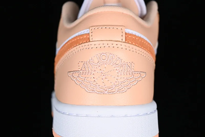 All categories Air Jordan Jordan series basketball shoes Air Jordan 1 Low G version pure original Air Jordan 1 Low AJ1 Joe 1 white orange low-top cultural leisure sports sneakers DC0774-801
